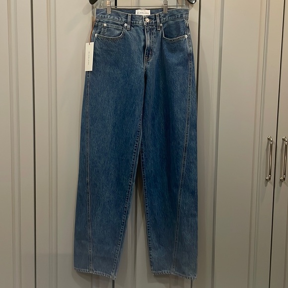 Slvrlake Tess Long Jean Size 25 Color Satisfaction. Low Rise with a wide leg. - Picture 5 of 8